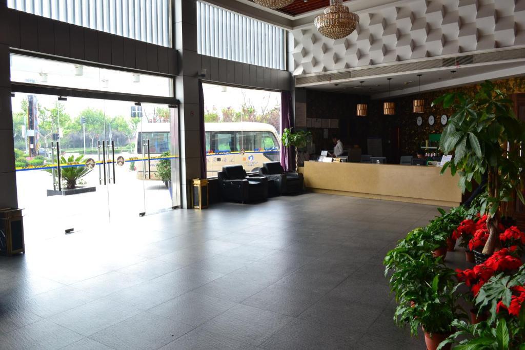 Jingyue 99 Inn Shanghai Pudong Airport Shiwan Branch Eksteriør billede